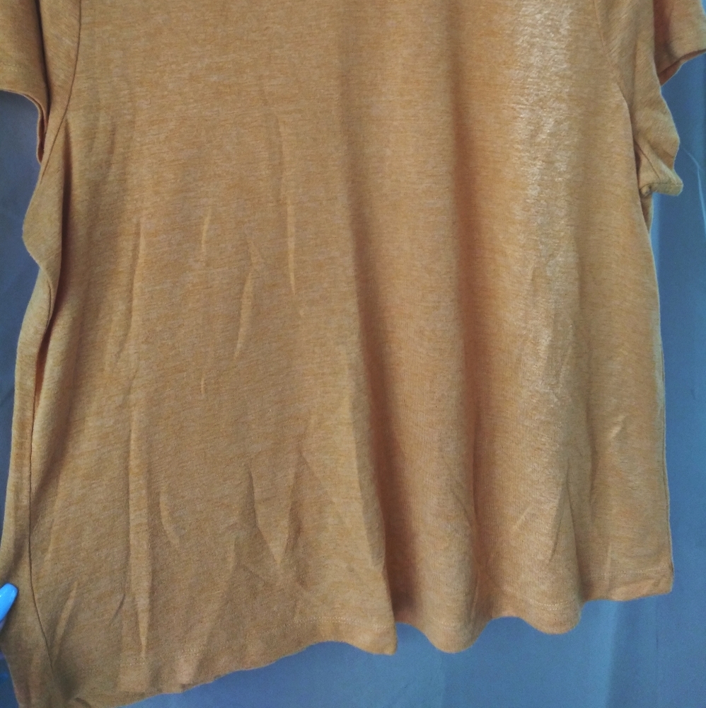 Yellow top - Picture 2 of 3